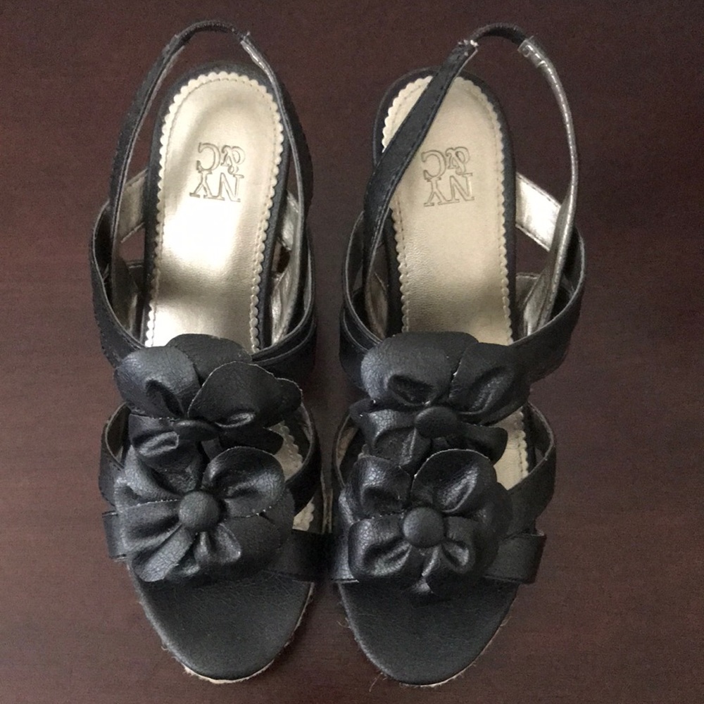 Classic wedges - Picture 3 of 5